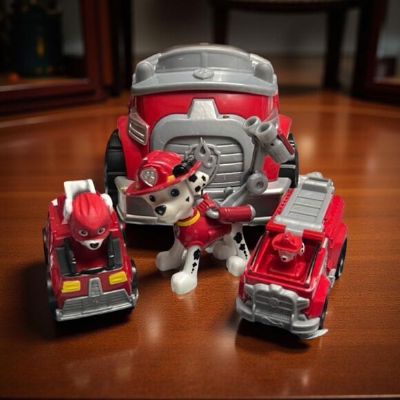 Marshall’s Paw Patrol Power Changing Vehicle & Sky Racers Lot - Picture 13 of 13